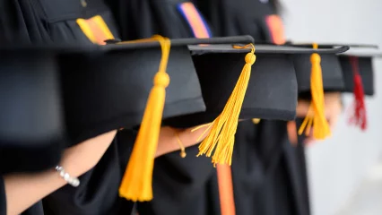 Best Age For MBA: Don’t Wait To Apply To A Top B-school