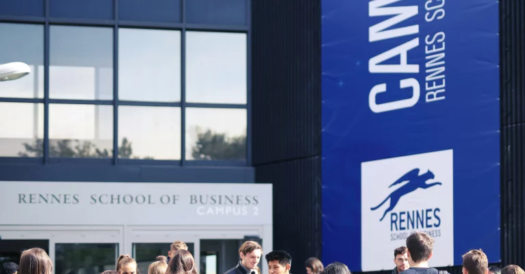 An International School of Management in France