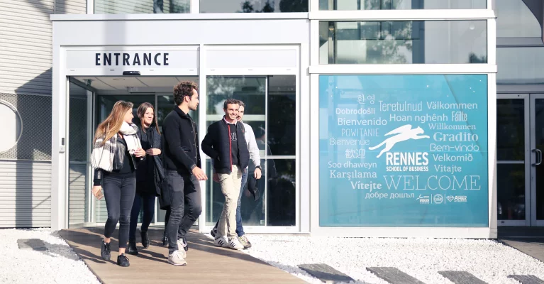 An International School of Management in France