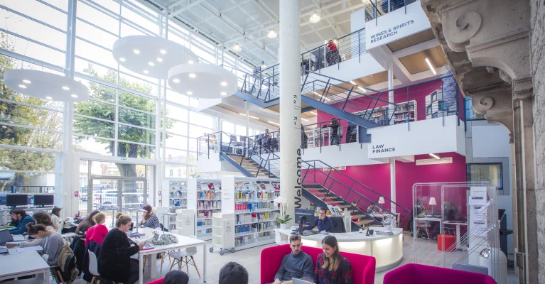 BSB - Burgundy School of Business