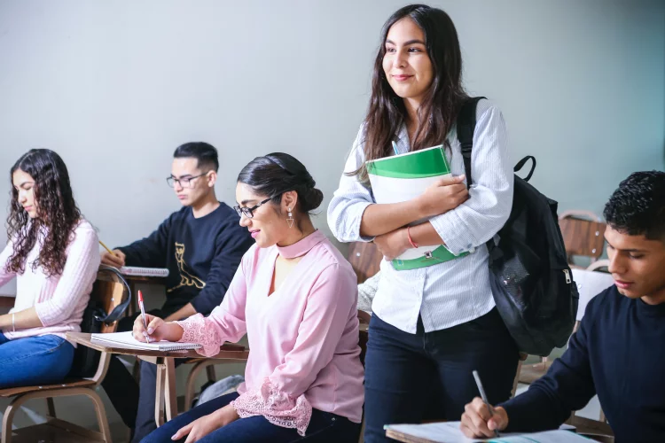 MBA Applications - the CV, Essays and LR You Will Need to Get Accepted to a Top-Ranked MBA program